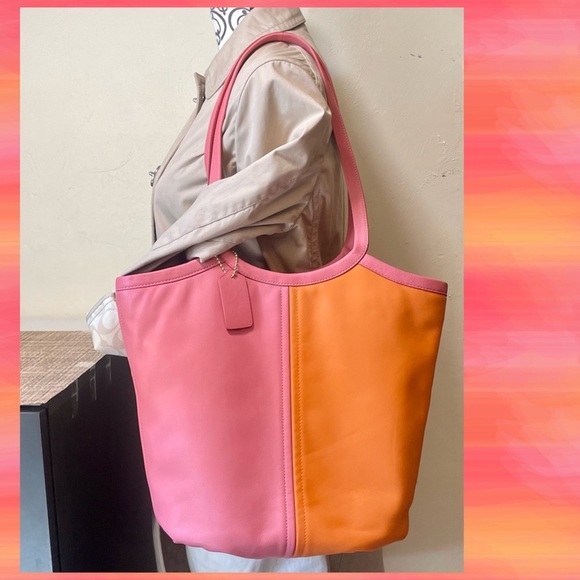 ❤️SOLD❤️NWT Coach Bea Tote in Colorblock Taffy, Orange, Multi C2594 - Picture 3 of 10